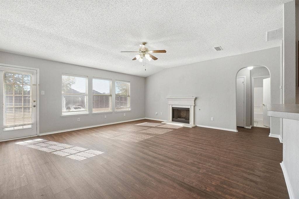 1015 Richmond Lane, Forney, TX 75126 1015 Richmond Lane, Forney, TX 75126