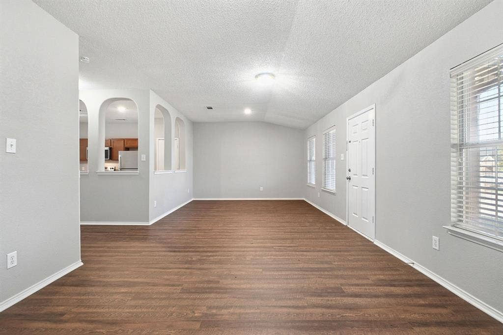 1015 Richmond Lane, Forney, TX 75126 1015 Richmond Lane, Forney, TX 75126