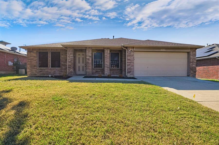 Property photo for 1015 Richmond Lane, Forney, TX