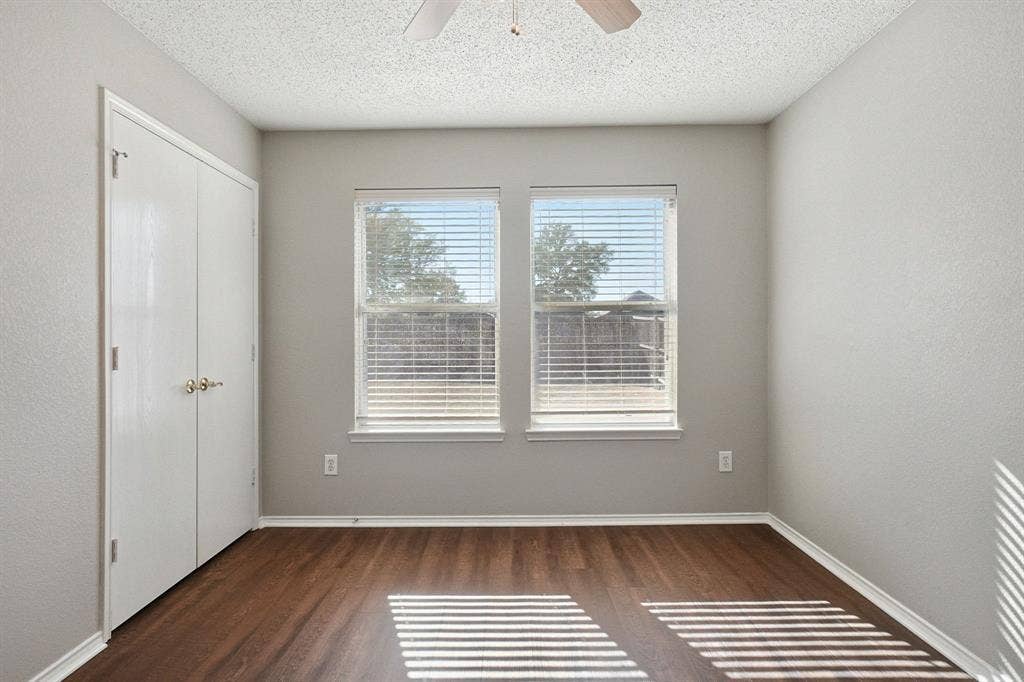 1015 Richmond Lane, Forney, TX 75126 1015 Richmond Lane, Forney, TX 75126