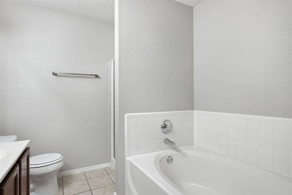 1015 Richmond Lane, Forney, TX 75126 1015 Richmond Lane, Forney, TX 75126