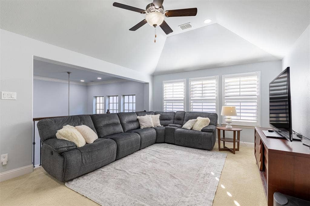 Spacious game room.
