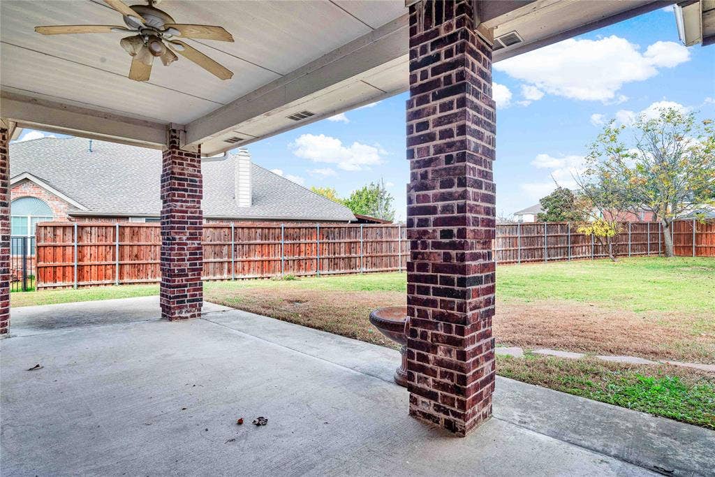 333 Green Acres Drive, Murphy, TX 75094 333 Green Acres Drive, Murphy, TX 75094