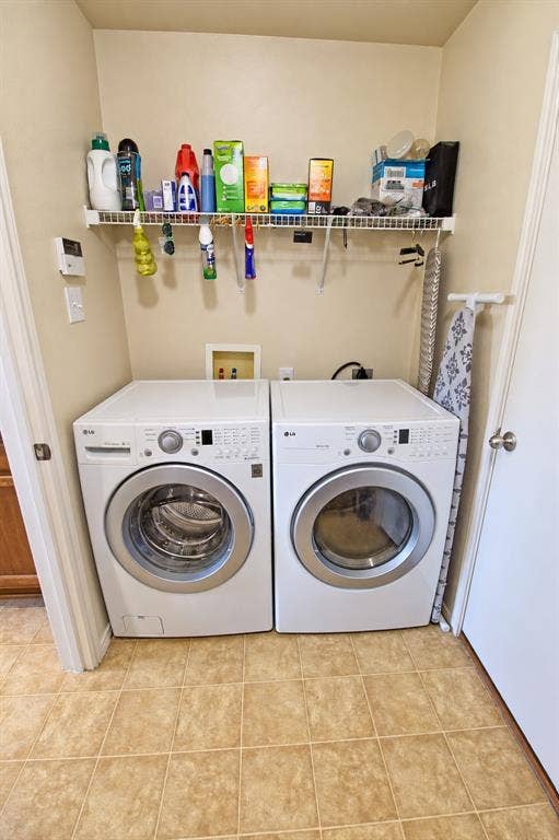 1312 Gayle Street, Burleson, TX 76028 1312 Gayle Street, Burleson, TX 76028