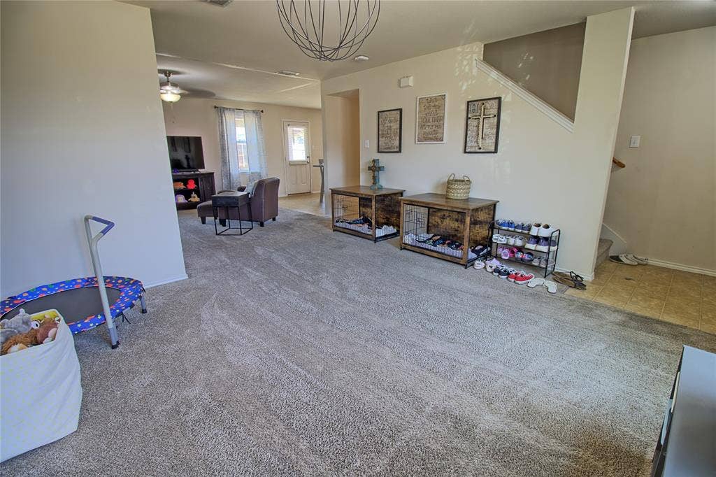 1312 Gayle Street, Burleson, TX 76028 1312 Gayle Street, Burleson, TX 76028