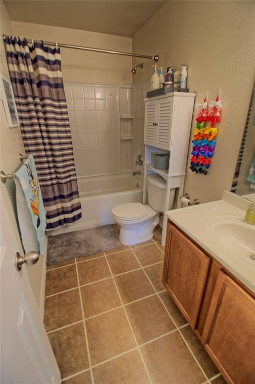 1312 Gayle Street, Burleson, TX 76028 1312 Gayle Street, Burleson, TX 76028
