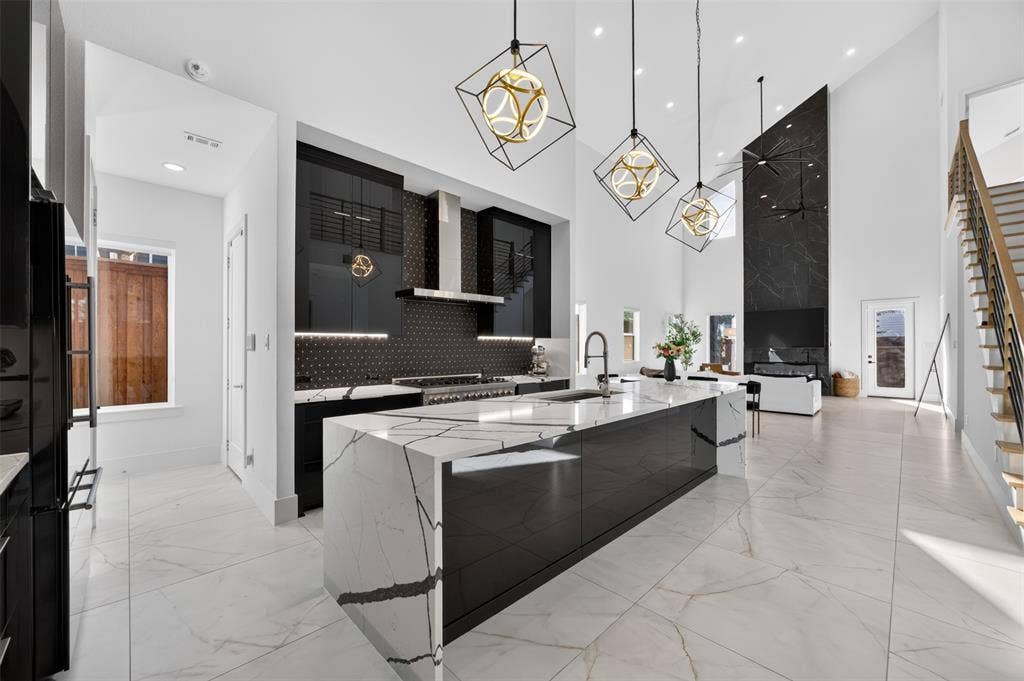 6829 Prosper Street, Dallas, TX 75209 6829 Prosper Street, Dallas, TX 75209