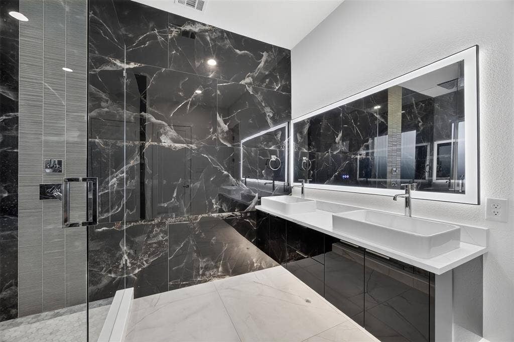 6829 Prosper Street, Dallas, TX 75209 6829 Prosper Street, Dallas, TX 75209