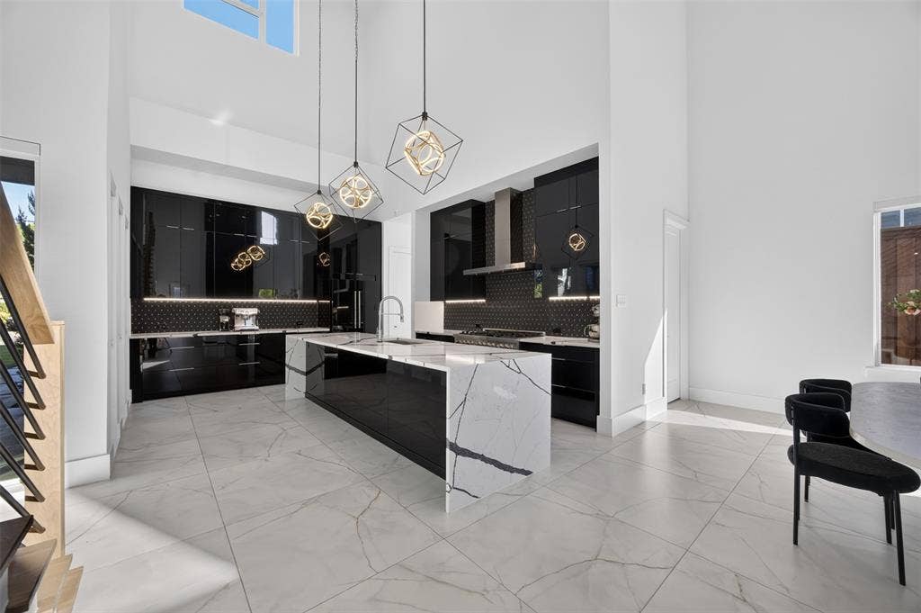 6829 Prosper Street, Dallas, TX 75209 6829 Prosper Street, Dallas, TX 75209
