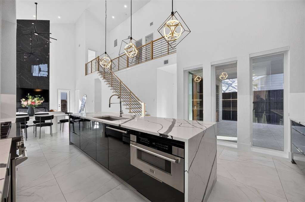 6829 Prosper Street, Dallas, TX 75209 6829 Prosper Street, Dallas, TX 75209