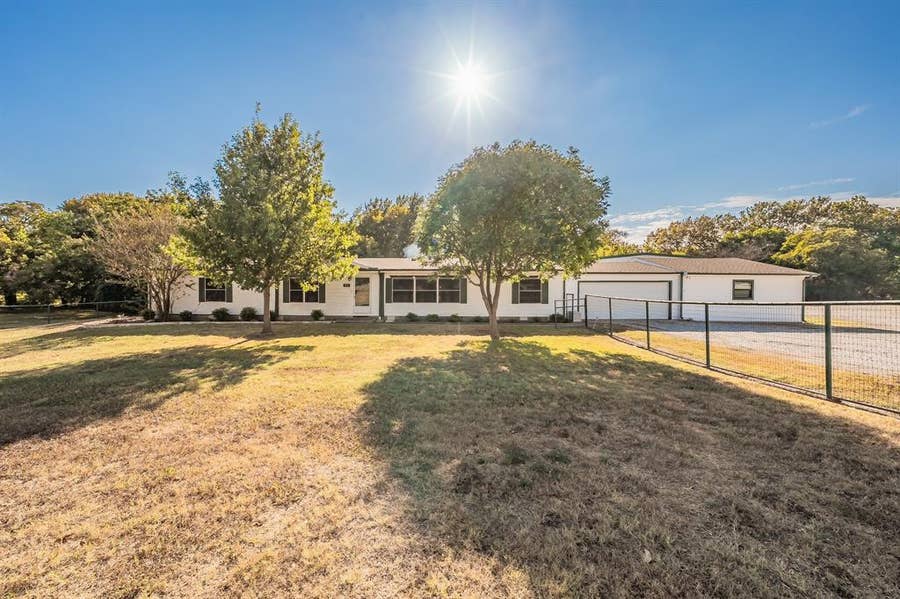 Property photo for 3962 County Road 324, McKinney, TX
