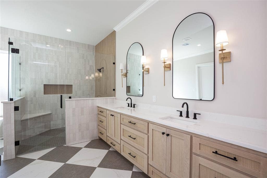 206 Knights Crossing Road, Lorena, TX 76655 Master bathroom with dual vanities and walk-in shower!