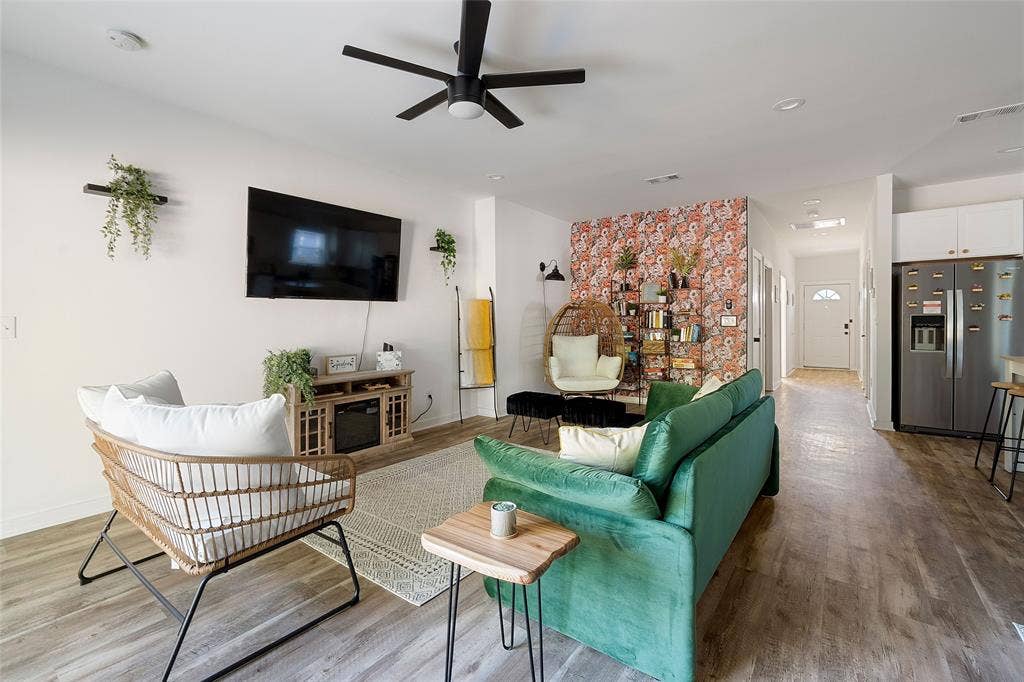 3614 Bertrand Avenue, Dallas, TX 75210 3614 Bertrand Avenue, Dallas, TX 75210
