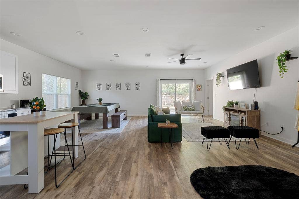 3614 Bertrand Avenue, Dallas, TX 75210 3614 Bertrand Avenue, Dallas, TX 75210