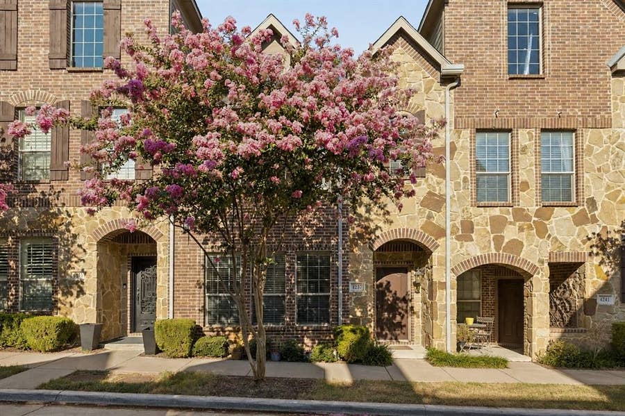 Property photo for 4237 Riverview Drive, Carrollton, TX