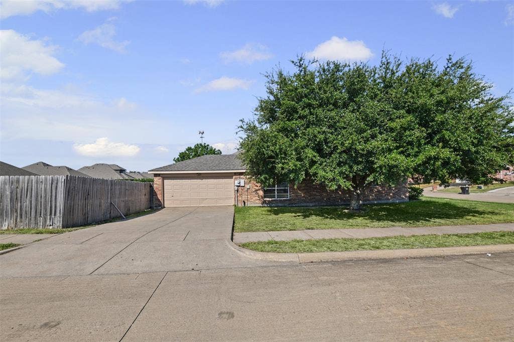 115 Angelina Drive, Crandall, TX 75114 115 Angelina Drive, Crandall, TX 75114