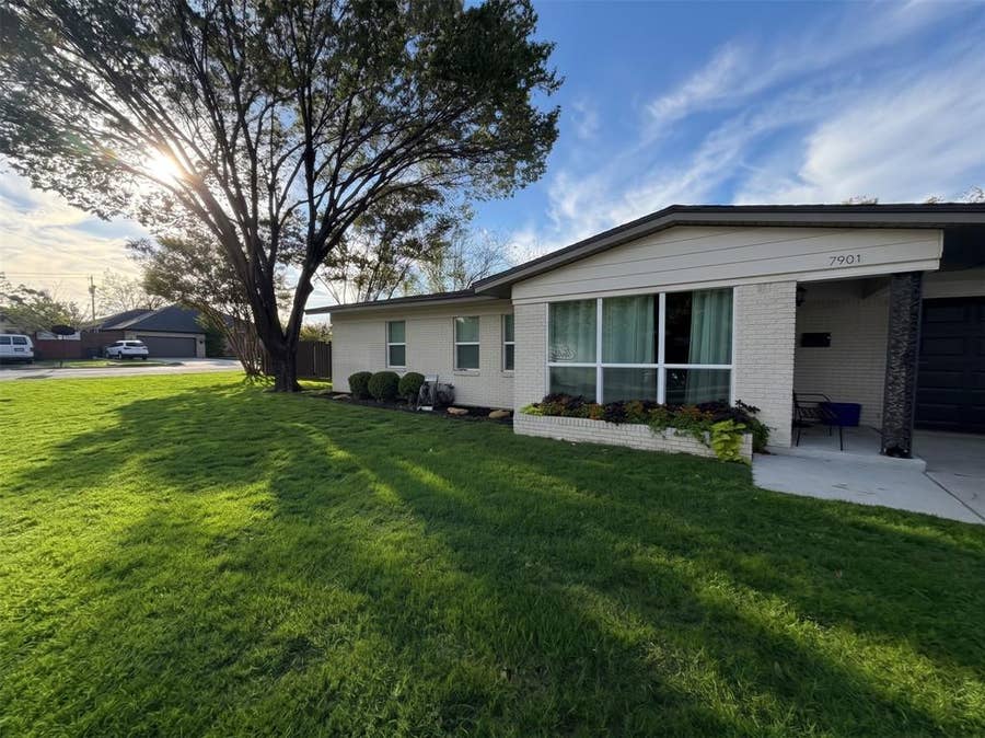 Property photo for 7901 Laura Street, North Richland Hills, TX