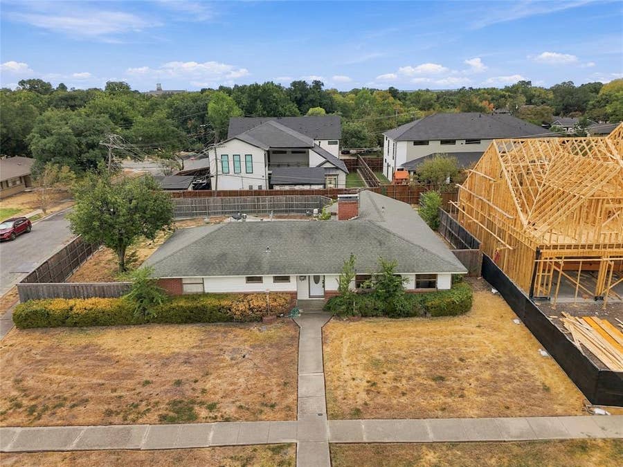 Property photo for 3660 Warick Drive, Dallas, TX