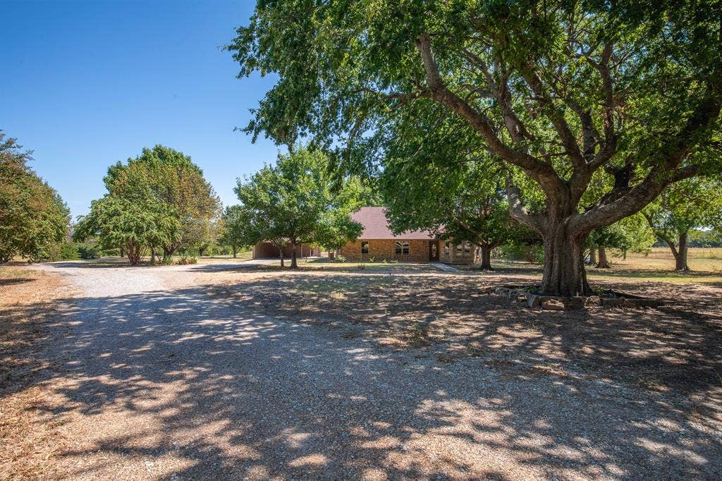 6607 S State Highway 78 Highway, Bonham, TX 75418 6607 S State Highway 78 Highway, Bonham, TX 75418