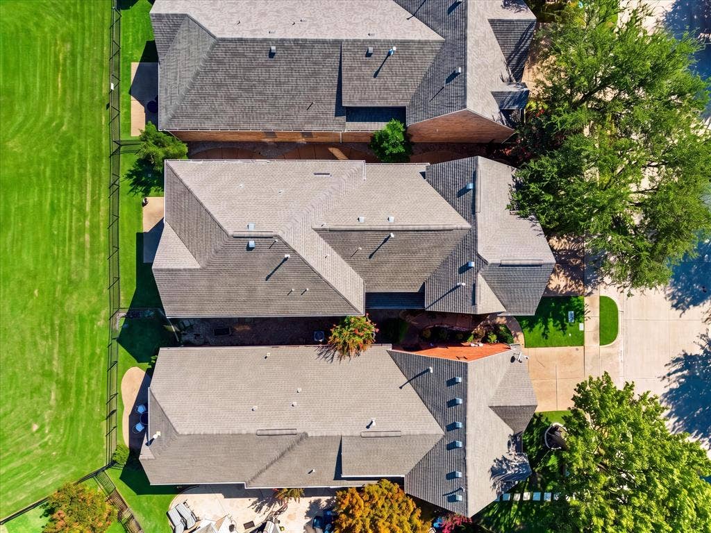 2305 Canyon Creek Drive, McKinney, TX 75072 2305 Canyon Creek Drive, McKinney, TX 75072