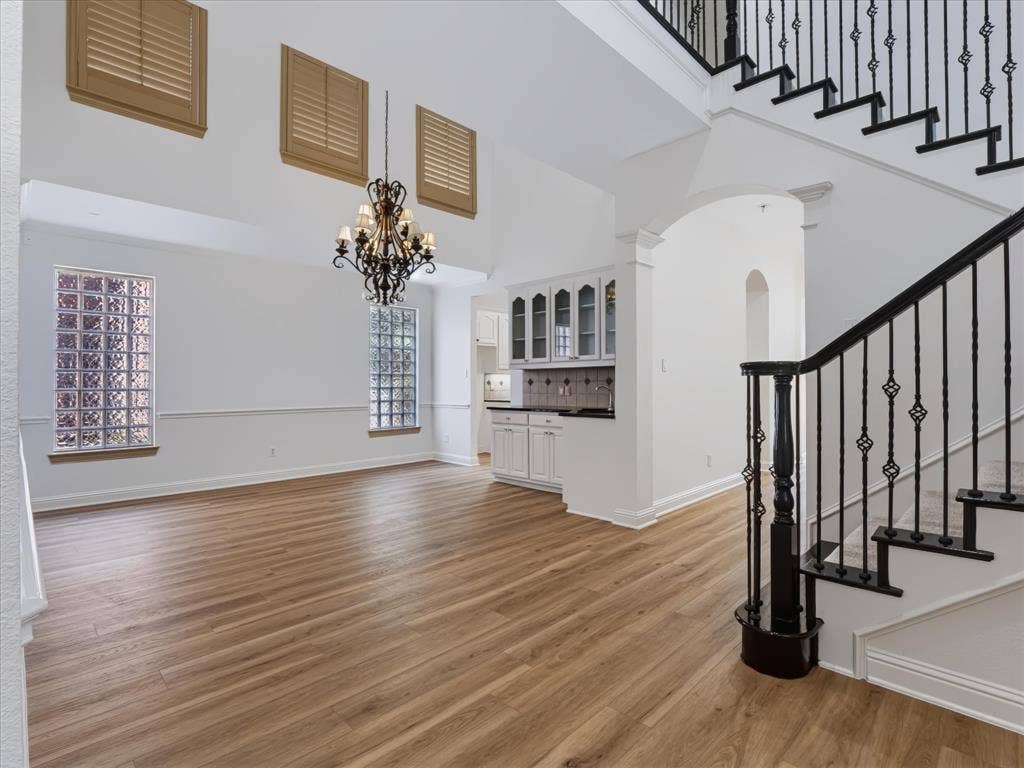 2305 Canyon Creek Drive, McKinney, TX 75072 2305 Canyon Creek Drive, McKinney, TX 75072