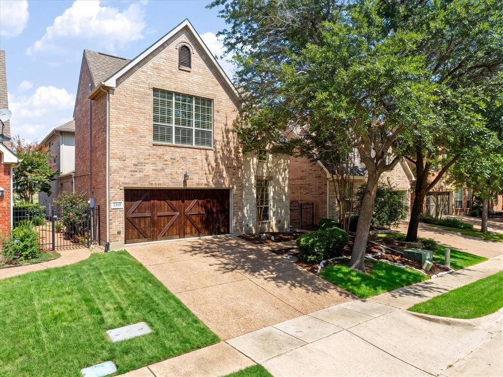 2305 Canyon Creek Drive, McKinney, TX 75072 2305 Canyon Creek Drive, McKinney, TX 75072