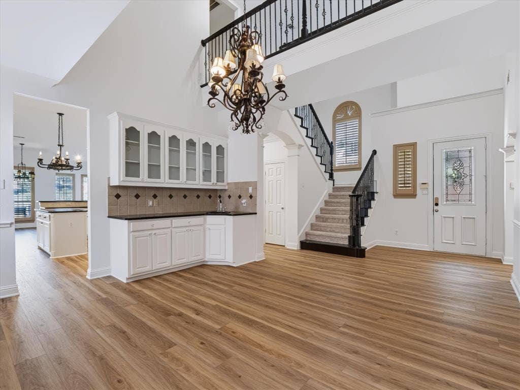 2305 Canyon Creek Drive, McKinney, TX 75072 2305 Canyon Creek Drive, McKinney, TX 75072