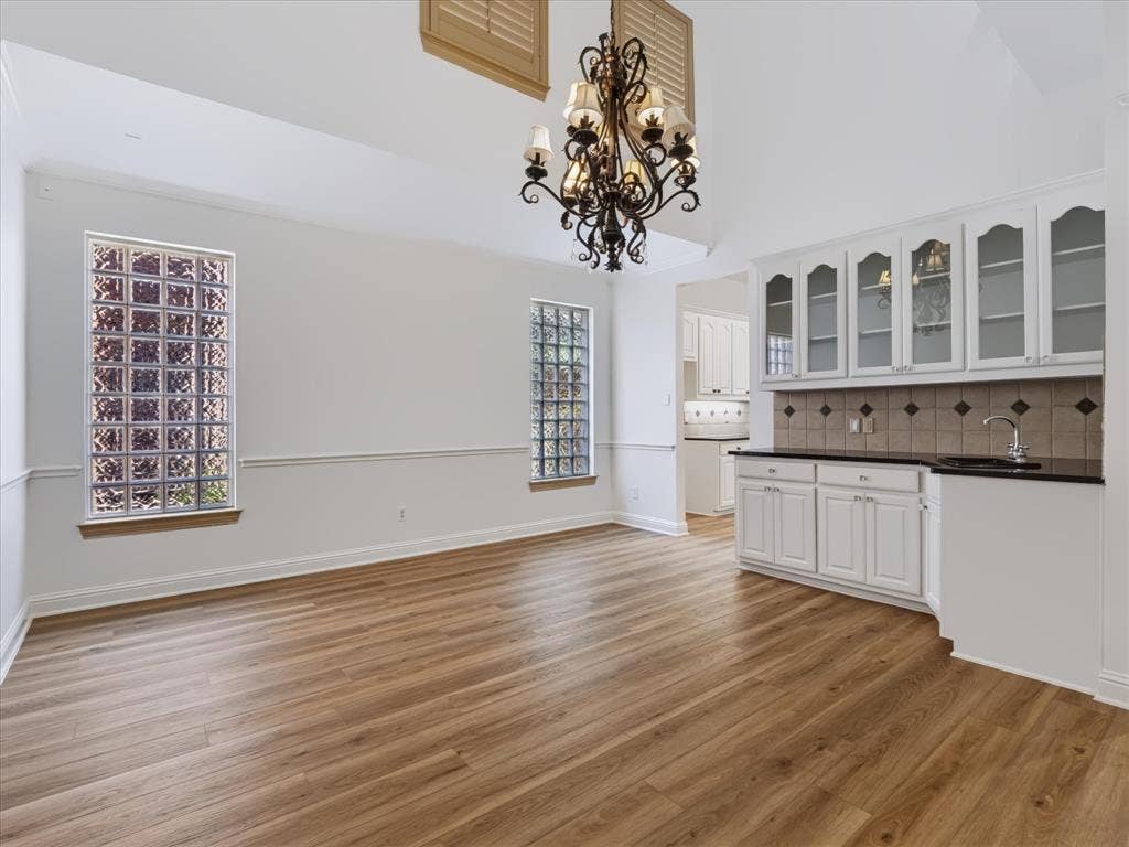 2305 Canyon Creek Drive, McKinney, TX 75072 2305 Canyon Creek Drive, McKinney, TX 75072