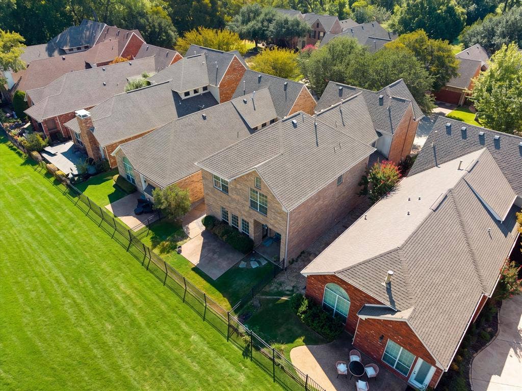 2305 Canyon Creek Drive, McKinney, TX 75072 2305 Canyon Creek Drive, McKinney, TX 75072
