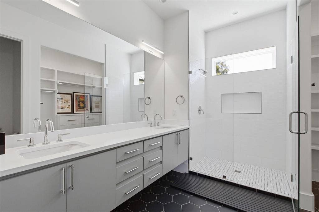 4923 Crooked Lane, Dallas, TX 75229