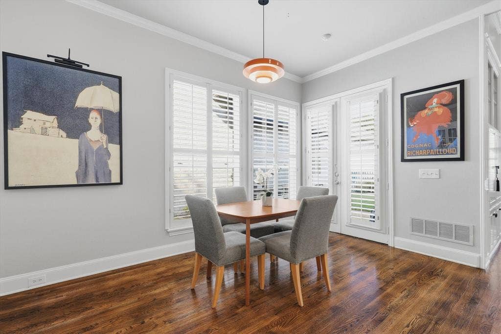 5600 Southern Hills Drive, Frisco, TX 75034 Easy access to the side and backyard through the French patio doors.