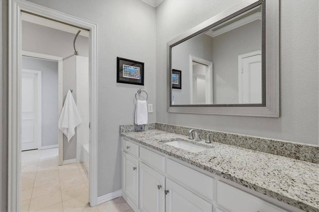5600 Southern Hills Drive, Frisco, TX 75034 5600 Southern Hills Drive, Frisco, TX 75034