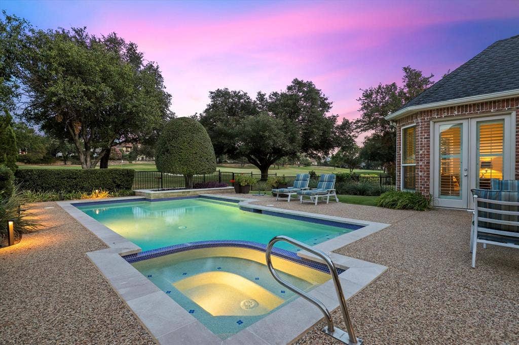 5600 Southern Hills Drive, Frisco, TX 75034 The leafy canopy and open green space create a peaceful backdrop, bringing the beauty of the course into everyday life.