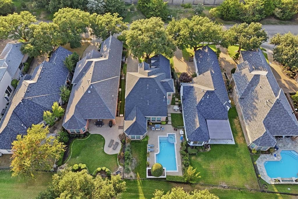 5600 Southern Hills Drive, Frisco, TX 75034 With over $100,000 in updates, this Steve Roberts custom build is move-in ready.