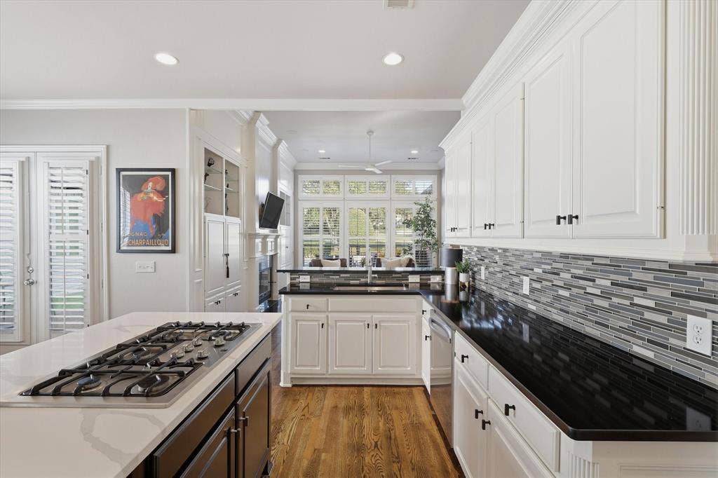 5600 Southern Hills Drive, Frisco, TX 75034 5600 Southern Hills Drive, Frisco, TX 75034