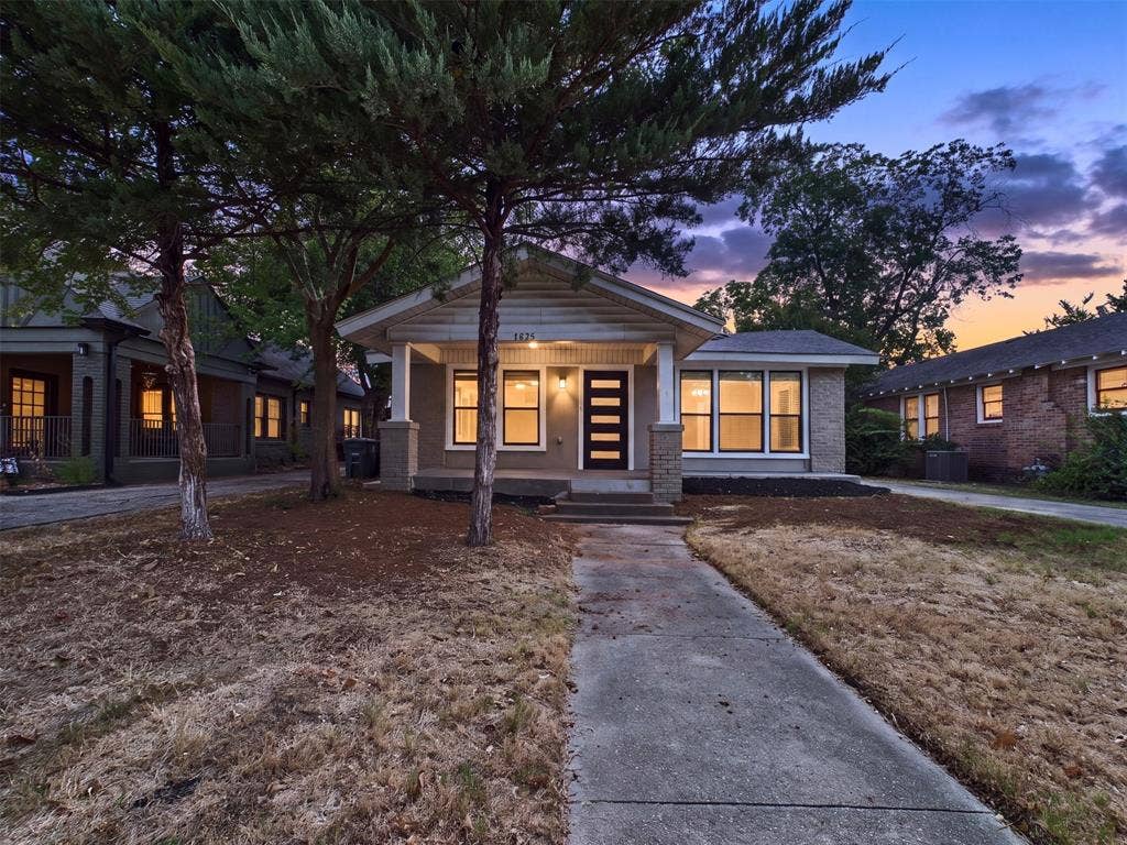 1026 Cedar Hill Avenue, Dallas, TX 75208 1026 Cedar Hill Avenue, Dallas, TX 75208