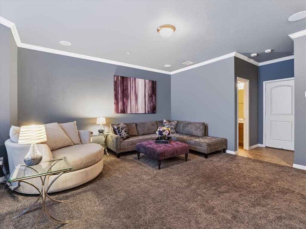 3894 Everwood Lane, Addison, TX 75001