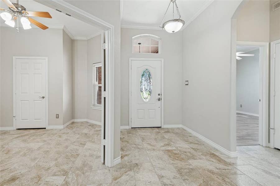 Property photo for 5816 Windy Meadow Lane, Grand Prairie, TX