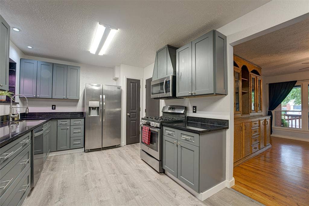 2530 Lakewood Drive, Garland, TX 75042 2530 Lakewood Drive, Garland, TX 75042