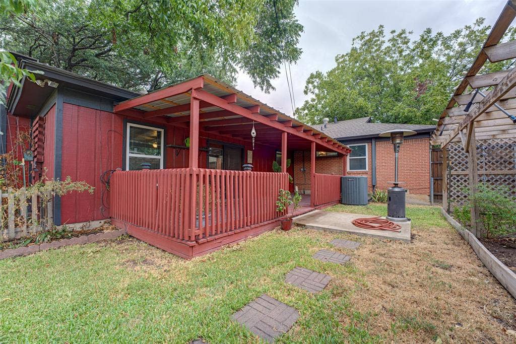 2530 Lakewood Drive, Garland, TX 75042 2530 Lakewood Drive, Garland, TX 75042