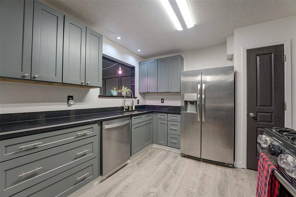 2530 Lakewood Drive, Garland, TX 75042 2530 Lakewood Drive, Garland, TX 75042