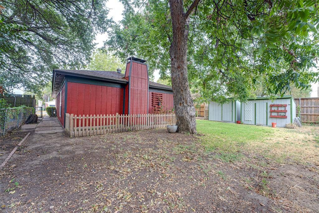 2530 Lakewood Drive, Garland, TX 75042 2530 Lakewood Drive, Garland, TX 75042