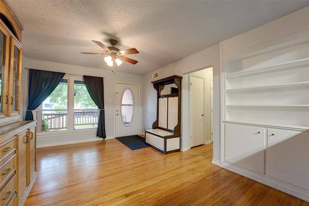 2530 Lakewood Drive, Garland, TX 75042 2530 Lakewood Drive, Garland, TX 75042