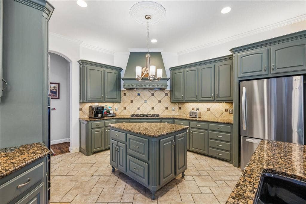 1417 Kaitlyn Lane, Keller, TX 76248 1417 Kaitlyn Lane, Keller, TX 76248