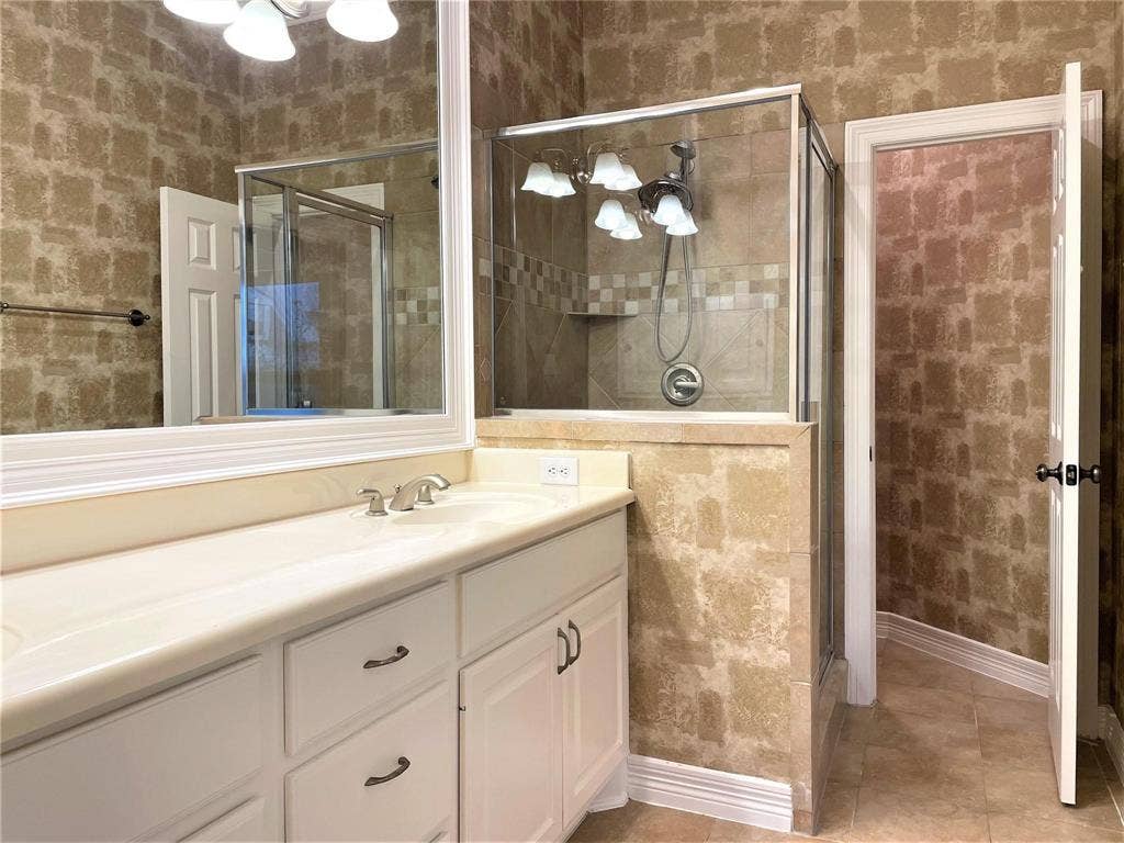 2480 Worthington Street, Dallas, TX 75204 2480 Worthington Street, Dallas, TX 75204