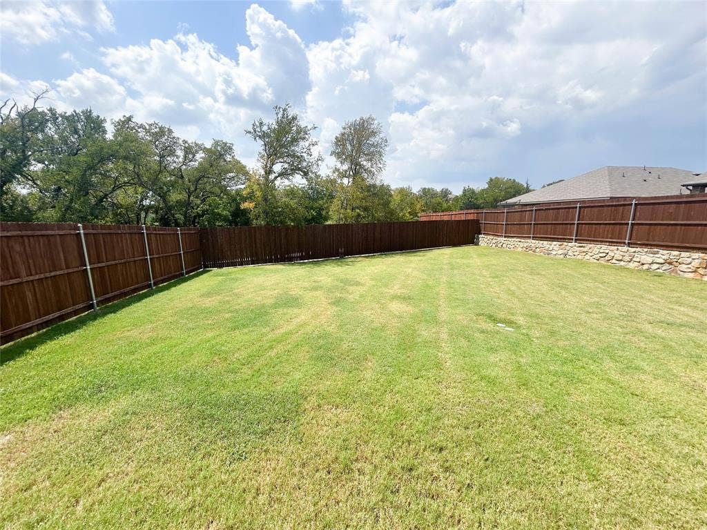 935 Keystone Court, Ferris, TX 75125 935 Keystone Court, Ferris, TX 75125