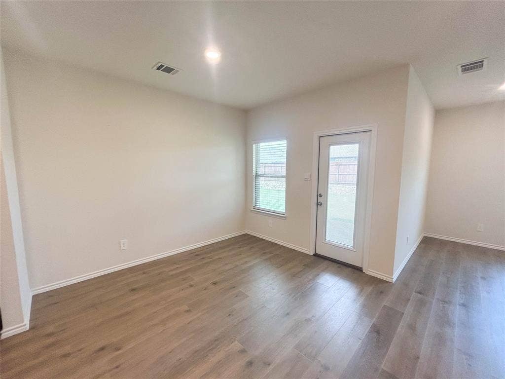 935 Keystone Court, Ferris, TX 75125 935 Keystone Court, Ferris, TX 75125