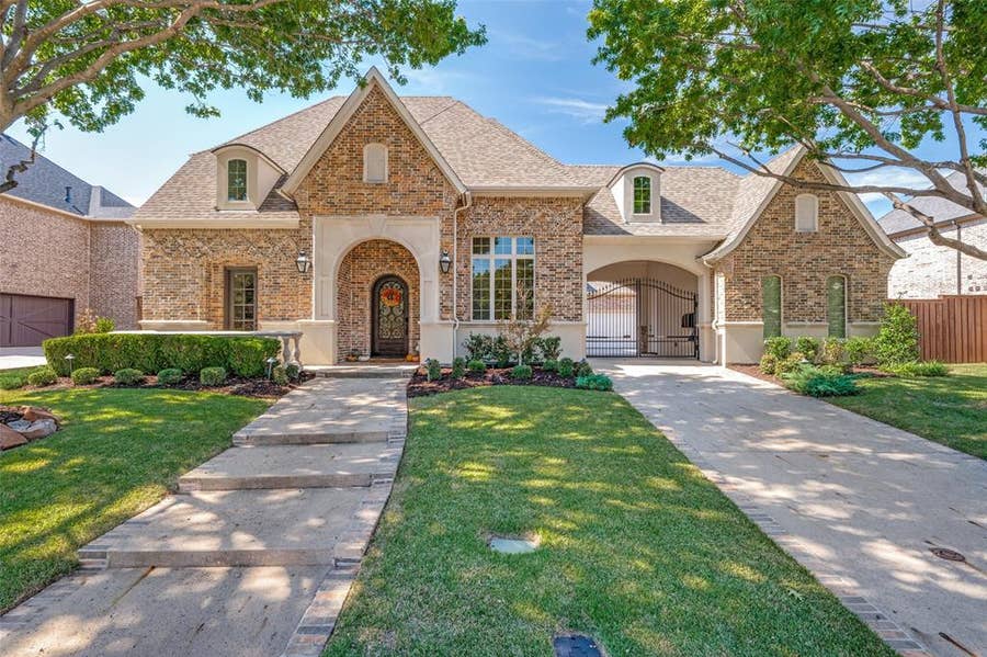 Property photo for 181 Hidden Lake Drive, Prosper, TX