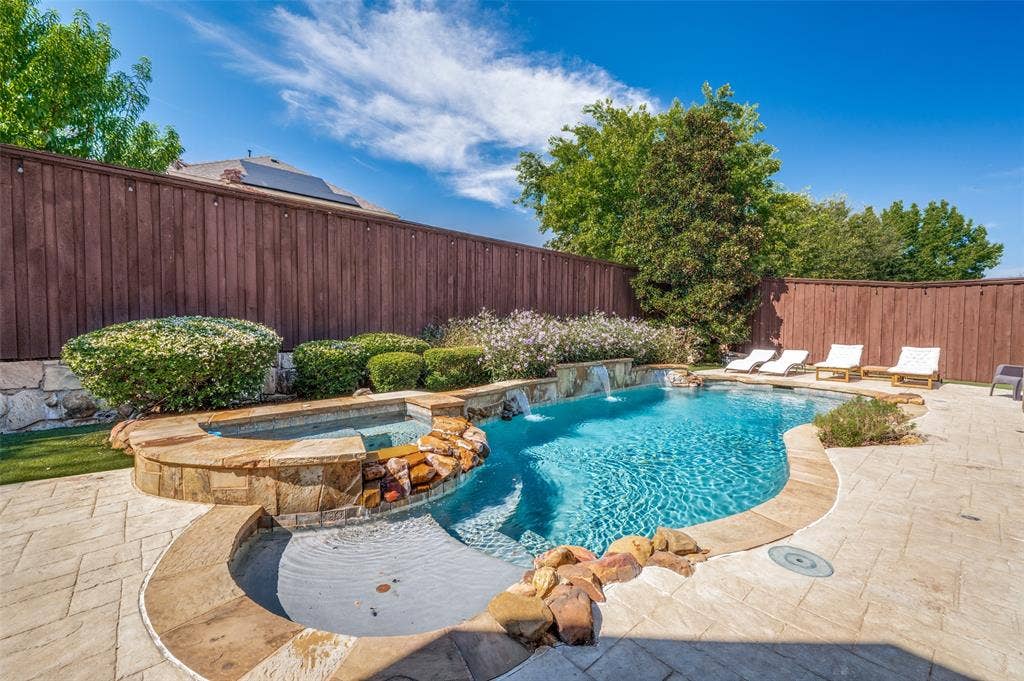 181 Hidden Lake Drive, Prosper, TX 75078