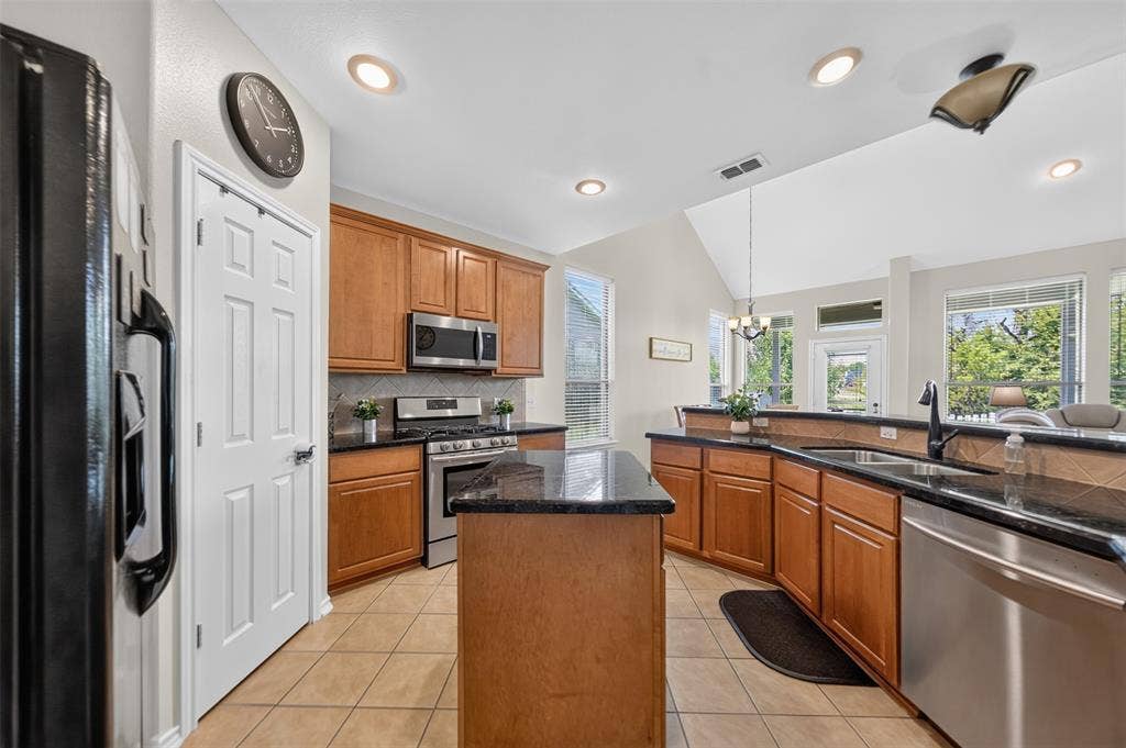 1907 Silver Cove, Whitehouse, TX 75791 1907 Silver Cove, Whitehouse, TX 75791